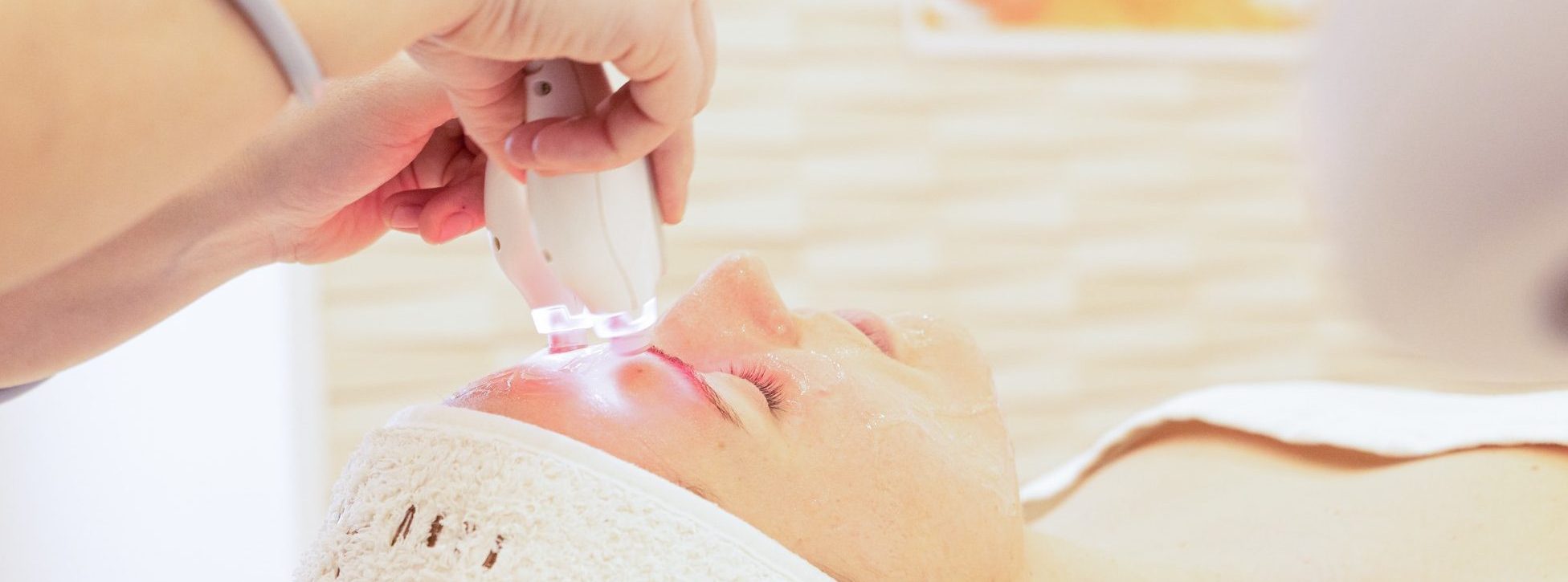 soin hydrafacial hydraface nettayage de peau nano boté clermont ferrand