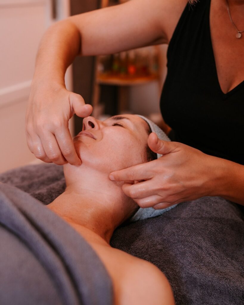 le grand facialiste soin massage facialiste nano bote clermont ferrand